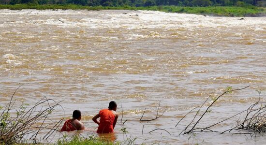 Stung Treng River and Monks